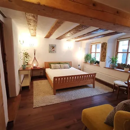 Charmantes Mit Bad Im Stadtzentrum Apartment *